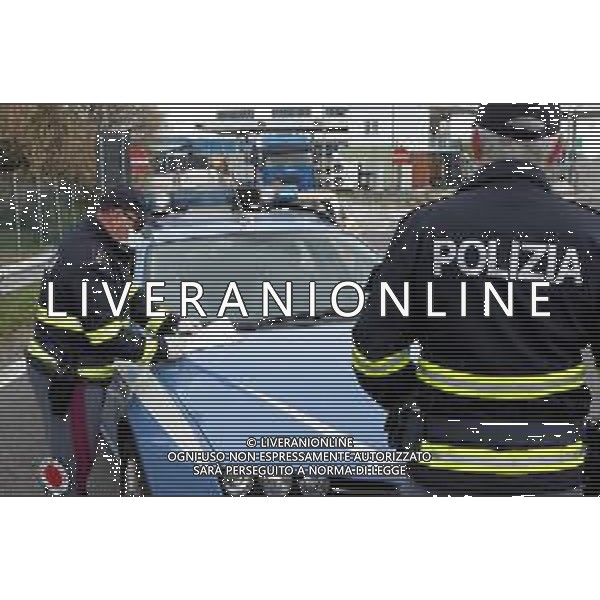 IMOLA 13 03 2020 CORONAVIRUS POLIZIA STRADALE AL CASELLO AUTOSTRADALE FA I CONTROLLI PER LE AUTOCERTIFICAZIONI SUGLI SPOSTAMENTI FOTO GIANNI SANNA-AG ALDO LIVERANI SAS