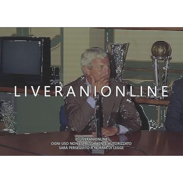 RETROSPETTIVA MARCELLO LIPPI ALLENATORE INTER CALCIO 1999 NELLA FOTO MARCELLO LIPPI ALLENATORE INTER CALCIO NELL\'ANNO 1999 PRESENTAZIONE IN SEDE AG ALDO LIVERANI SAS