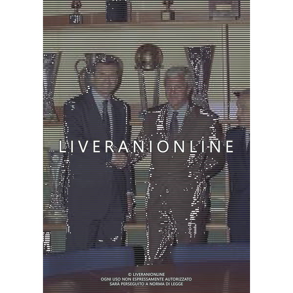RETROSPETTIVA MARCELLO LIPPI ALLENATORE INTER CALCIO 1999 NELLA FOTO MARCELLO LIPPI ALLENATORE INTER CALCIO NELL\'ANNO 1999 PRESENTAZIONE CON GIACINTO FACCHETTI AG ALDO LIVERANI SAS