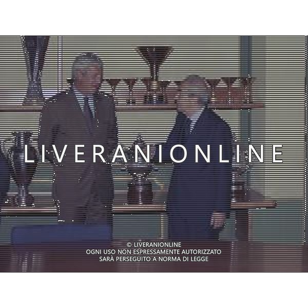 RETROSPETTIVA MARCELLO LIPPI ALLENATORE INTER CALCIO 1999 NELLA FOTO MARCELLO LIPPI ALLENATORE INTER CALCIO NELL\'ANNO 1999 PRESENTAZIONE CON GIACINTO FACCHETTI E GIUSEPPE PRISCO AG ALDO LIVERANI SAS