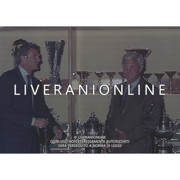 RETROSPETTIVA MARCELLO LIPPI ALLENATORE INTER CALCIO 1999 NELLA FOTO MARCELLO LIPPI ALLENATORE INTER CALCIO NELL\'ANNO 1999 PRESENTAZIONE CON GIACINTO FACCHETTI AG ALDO LIVERANI SAS