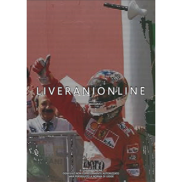 RETROSPETTIVA MICHAEL SCHUMACHER PILOTA F1 NELLA FOTO MICHAEL SCHUMACHER NELL\'ANNO 1999 AL GP DI IMOLA F1 AG ALDO LIVERANI SAS 