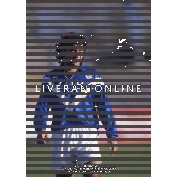 RETROSPETTIVA DE PAOLA LUCIANO CALCIATORE NELLA FOTO LUCIANO DE PAOLA CON LA MAGLIA DEL BRESCIA CALCIO AG ALDO LIVERANI SAS