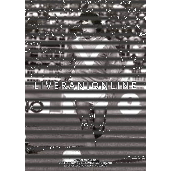RETROSPETTIVA DE PAOLA LUCIANO CALCIATORE NELLA FOTO LUCIANO DE PAOLA CON LA MAGLIA DEL BRESCIA CALCIO AG ALDO LIVERANI SAS