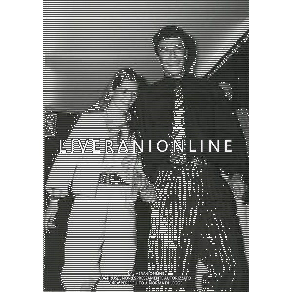 RETROSPETTIVA MANZO ANDREA CALCIATORE NELLA FOTO MANZO ANDREA CON DORINA VACCARONI AG ALDO LIVERANI SAS