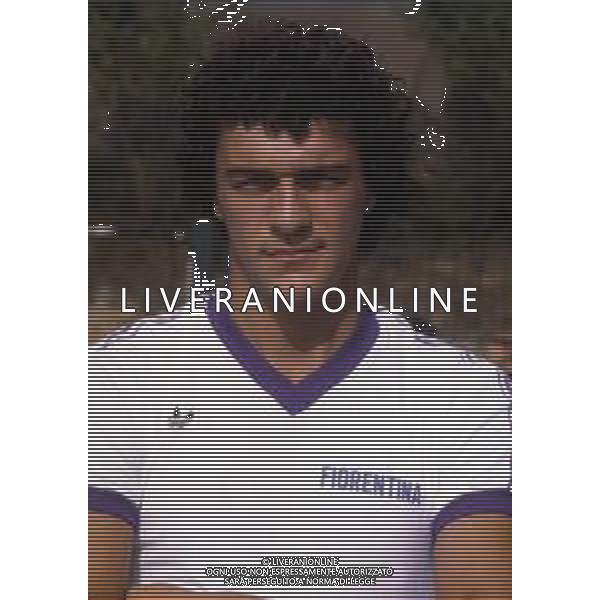 RETROSPETTIVA MANZO ANDREA CALCIATORE NELLA FOTO MANZO ANDREA CON LA MAGLIA DELLA FIORENTINA CALCIO ALLENAMENTO AG ALDO LIVERANI SAS