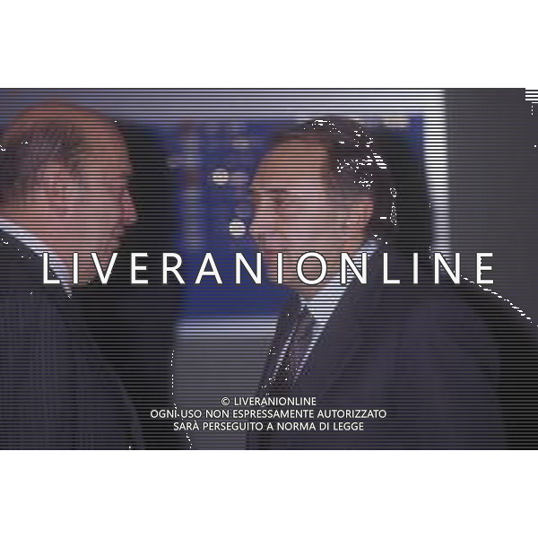 RETROSPETTIVA PAOLO MANTOVANI PRESIDENTE DELLA SAMPDORIA CALCIO NELLA FOTO PAOLO MANTOVANI PRESIDENTE DELLA SAMPDORIA CALCIO CON CORRADO FERLAINO PRESIDENTE NAPOLI CALCIO AG ALDO LIVERANI SAS