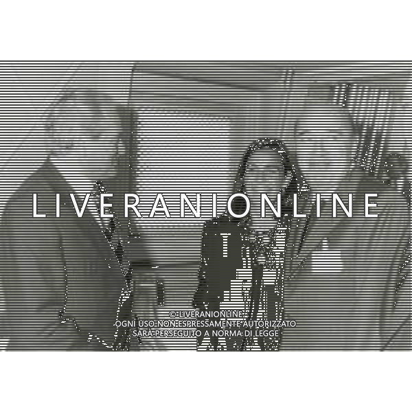 RETROSPETTIVA PAOLO MANTOVANI PRESIDENTE DELLA SAMPDORIA CALCIO NELLA FOTO PAOLO MANTOVANI PRESIDENTE DELLA SAMPDORIA CALCIO CON LA FIGLIA FRANCESCA E GIAMPIERO BONIPERTI AG ALDO LIVERANI SAS