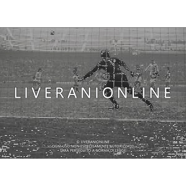 17-12-1973 MILANO CAMPIONATO DI CALCIO SERIE A MILAN LAZIO 3-1 NELLA FOTO AZIONE DI GIOCO AG ALDO LIVERANI SAS