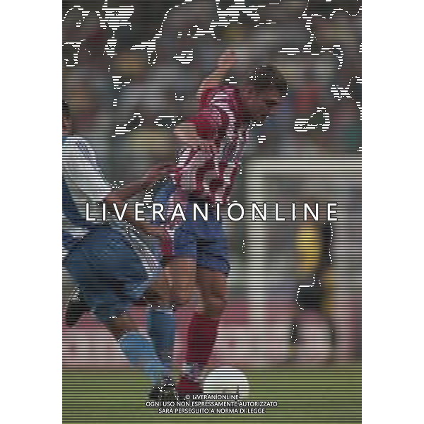 12-13-08 1998 -TROFEO TERESA HERRERA CON ATLETICO MADRID-REAL MADRID-LAZIO INTER DEPORTIVO LA CORUNA NELLA FOTO CHRISTIAN VIERI AG ALDO LIVERANI SAS