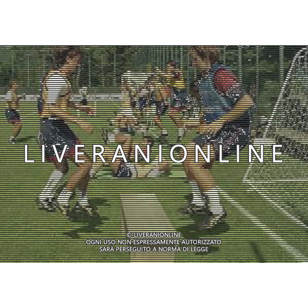 1999 SESTOLA-ALLENAMENTO PRE CAMPIONATO ESTIVO BOLOGNA CALCIO NELLA FOTO JANATAN BINOTTO E NICOLA BOSELLI AG ALDO LIVERANI SAS