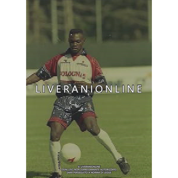 1999 SESTOLA-ALLENAMENTO PRE CAMPIONATO ESTIVO BOLOGNA CALCIO NELLA FOTO John Mensah AG ALDO LIVERANI SAS