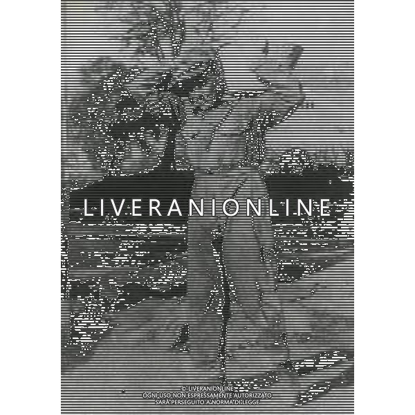 RETROSPETTIVA SANDRO PERTINI POLITICO NELLA FOTO SANDRO PERTINI MURATORE IN COSTA AZZURRA NELL\'ANNO 1935 AG ALDO LIVERANI SAS