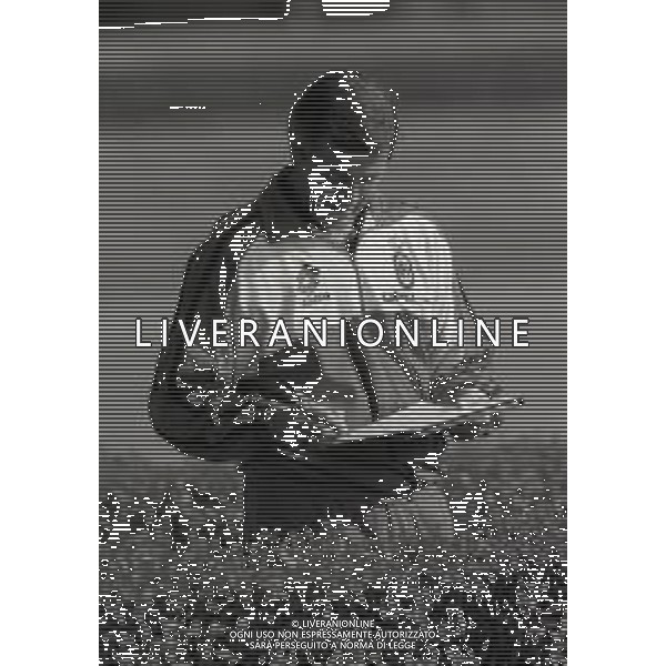 1996 MILANELLO -ALLENAMENTO AC MILAN NELLA FOTO OSCAR WASHINGTON TABAREZ ALLENATORE MILAN CALCIO AG ALDO LIVERANI SAS