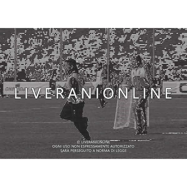 1996 MILANELLO -ALLENAMENTO AC MILAN NELLA FOTO OSCAR WASHINGTON TABAREZ ALLENATORE MILAN CALCIO E ROBERTO BAGGIO AG ALDO LIVERANI SAS