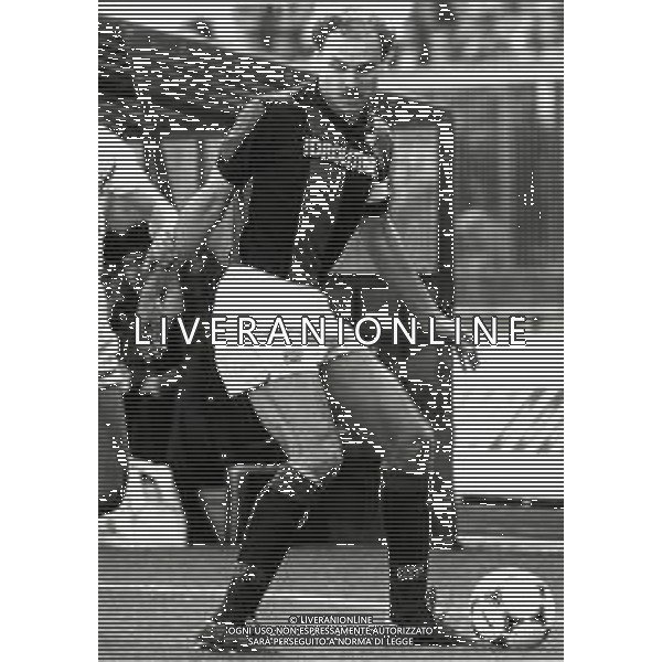 RETROSPETTIVA WALTER DE VECCHI CALCIATORE NELLA FOTO WALTER DE VECCHI CON LA MAGLIA DEL BOLOGNA CALCIO AG ALDOLIVERANI SAS
