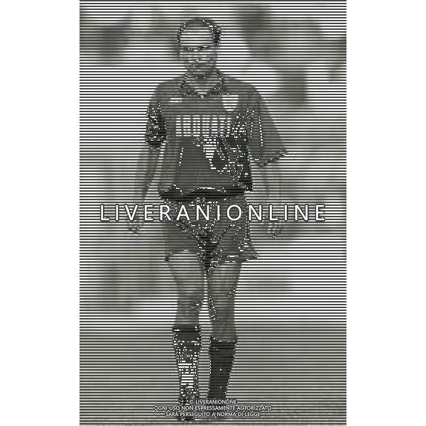 RETROSPETTIVA WALTER DE VECCHI CALCIATORE NELLA FOTO WALTER DE VECCHI CON LA MAGLIA DELLA REGGIANA CALCIO AG ALDOLIVERANI SAS