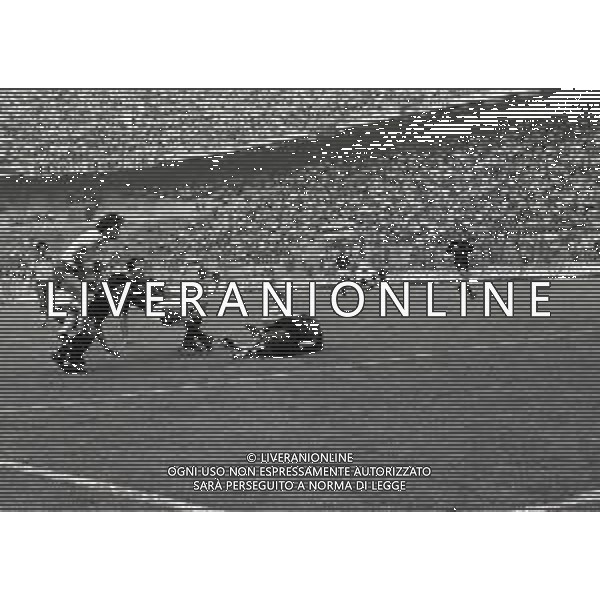 14-09-1980 MILANO CAMPIONATO DI CALCIO SERIE B MILAN BARI 1-0 NELLA FOTO GOAL WALTER DE VECCHI AG ALDO LIVERANI SAS