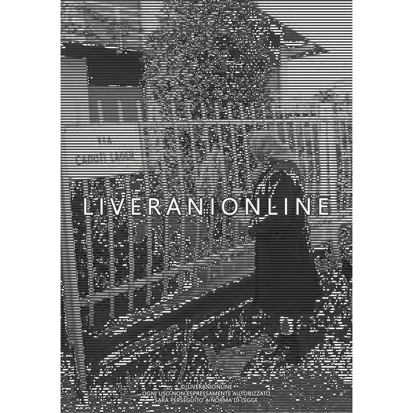 13-11-1975 VERCELLI OMICIDIO PLURIMO FAMIGLIA GRANERIS NELLA FOTO LA CASA DOVE SONO STATI TROVATI I CORPI AG ALDO LIVERANI SAS 