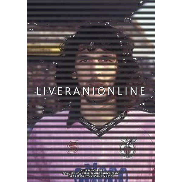 RETROSPETTIVA FELICE CENTOFANTI CALCIATORE NELLA FOTO FELICE CENTOFANTI CON LA MAGLIA DEL PALERMO CALCIO NELL\'ANNO 1991-1992 AG ALDO LIVERANI SAS