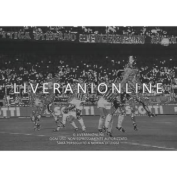 08-09-1993 TORINO-CAMPIONATO DI CALCIO JUVENTUS SAMPDORIA 3-1 NELLA FOTO PARATA ANGELO PERUZZI AG ALDO LIVERANI SAS