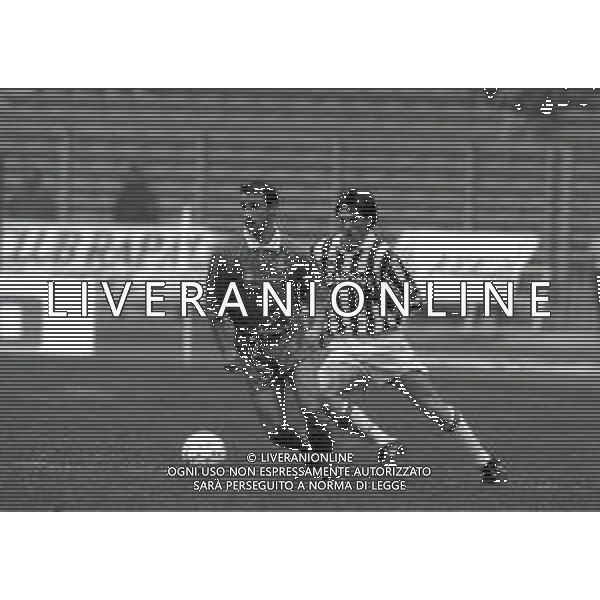 19-12-1993 TORINO CAMPIONATO DI CALCIO SERIE A JUVENTUS PIACENZA 2-0 NELLA FOTO FRANCESCO TURRINI-GIANLUCA FRANCESCONI AG ALDO LIVERANI SAS