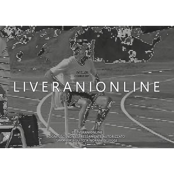 1994 SARNANO ALLENAMENTO ESTIVO PRE CAMPIONATO NAPOLI CALCIO NELLA FOTO SALVATORE CARMANDO MASSAGGIATORE NAPOLI CALCIO AG ALDO LIVERANI SAS