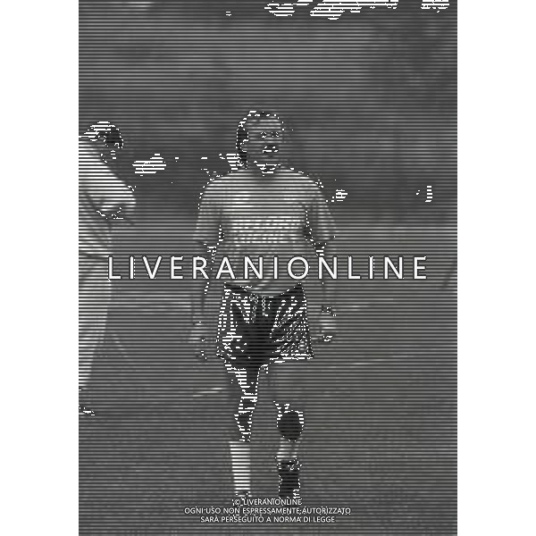 1994 SARNANO ALLENAMENTO ESTIVO PRE CAMPIONATO NAPOLI CALCIO NELLA FOTO VINCENZO GUERINI ALLENATORE NAPOLI CALCIO AG ALDO LIVERANI SAS