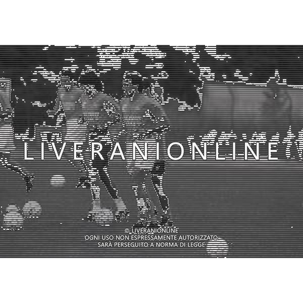 1994 SARNANO ALLENAMENTO ESTIVO PRE CAMPIONATO NAPOLI CALCIO NELLA FOTO LUCA LUZARDI AG ALDO LIVERANI SAS