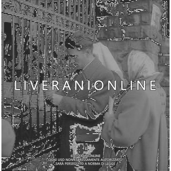 Bruno Cornacchiola, (che negli anni \'40 aveva in progetto di uccidere Papa Pio XII ) veggente, nell\'abbazia delle tre fontane, grotta del santuario vergine della rivelazione Roma anni \'50 - Retrospettiva ©Archivio Giovanni Liverani / AGENZIA ALDO LIVERANI SAS