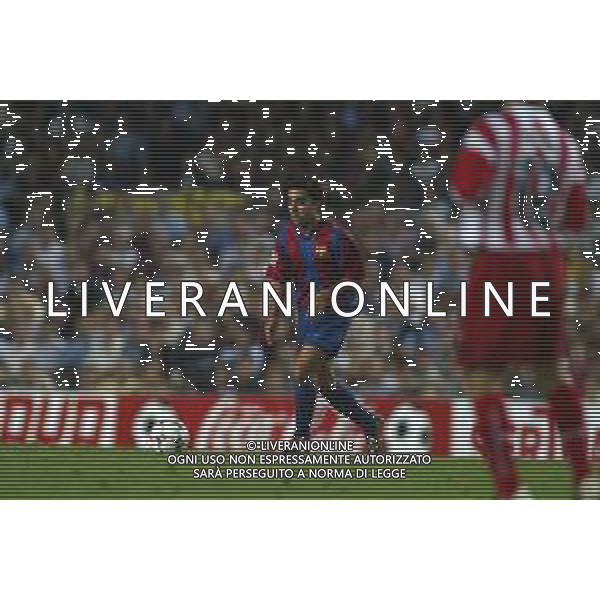 05-09-2002 BARCELLONA- BARCELLONA ATLETICO MADRID NELLA FOTO XAVI AG ALDO LIVERANI SAS