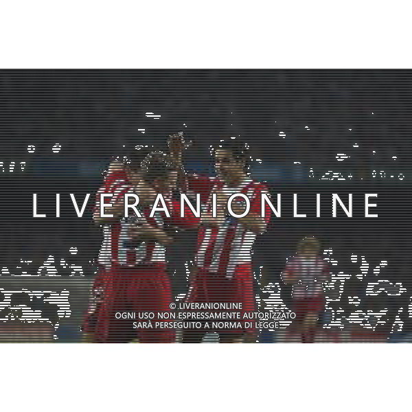 05-09-2002 BARCELLONA- BARCELLONA ATLETICO MADRID NELLA FOTO ESULTANZA GIOCATORI ATLETICO MADRID DOPO UN GOAL AG ALDO LIVERANI SAS
