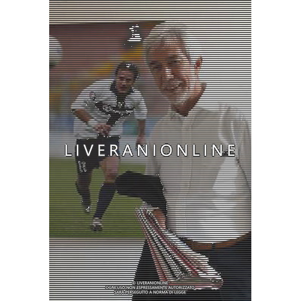 MILANO 20/7/2005 VIA ROSELLINI, 4 ASSEMBLEA DI LEGA CALCIO SERIE B NELLA FOTO GIAMBATTISTA PASTORELLO PRESIDENTE DEL VERONA CALCIO CON DIETRO IL POSTER DI GILARDINO FOTO ROMANO/AG ALDO LIVERANI