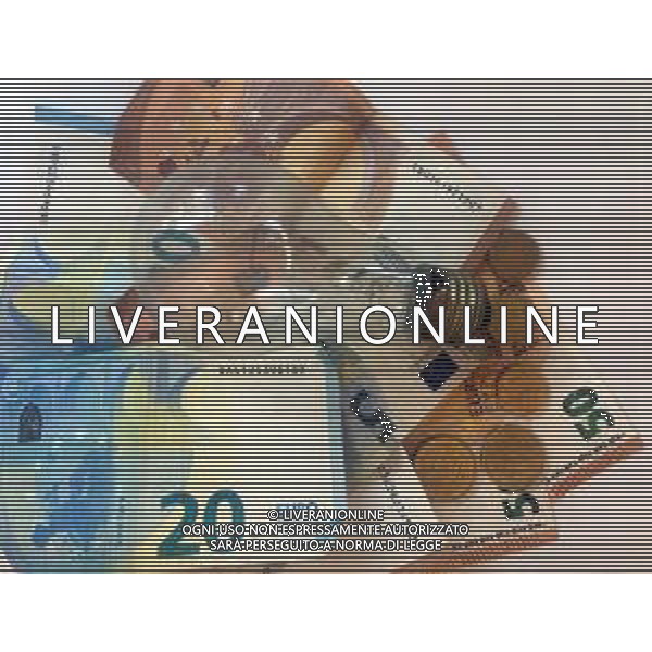 EURO - LAMPADINA - LUCE © AGENZIA ALDO LIVERANI SAS