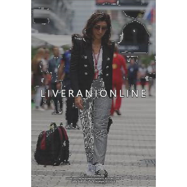 Fabiana Flosi (BRA), wife of Bernie Ecclestone (GBR). 30.09.2018. Formula 1 World Championship, Rd 16, Russian Grand Prix, Sochi Autodrom, Sochi, Russia, Race Day. / AGENZIA ALDO LIVERANI SAS - ITALY ONLY EDITORIAL USE ONLY - Bernie Ecclestone (GBR) con la moglie Fabiana Flosi (BRA).