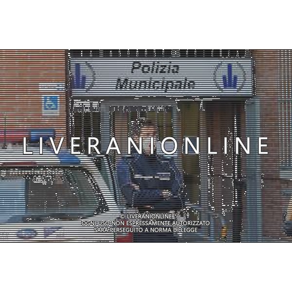 IMOLA 03 04 2020 EMERGENZA CORONAVIRUS - ON.GIANNI TONELLI LEGA INSIEME A SIMONE CARAPIA LEGA IMOLA E ANDREA LONGHI HANNO DONATO LE MASCHERINE AGLI UOMINI IN DIVISA DELLE FORZE DELL\'ORDINE NELLA FOTO LA POLIZIA MUNICIPALE ©SANNA / AGENZIA ALDO LIVERANI SAS