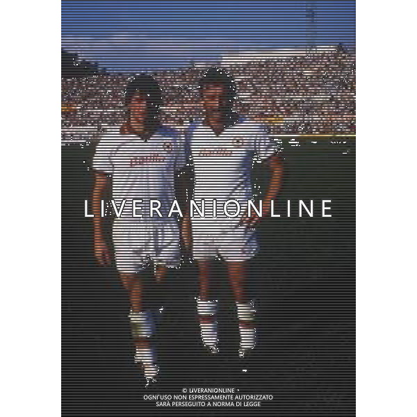 RETROSPETTIVA SEBASTIANO NELA CALCIATORE NELLA FOTO SEBASTIANO NELA CON LA MAGLIA DELLA ROMA CALCIO E ROBERTO PRUZZO AG ALDO LIVERANI SAS
