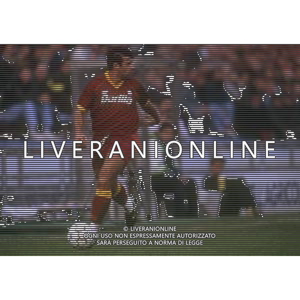 RETROSPETTIVA SEBASTIANO NELA CALCIATORE NELLA FOTO SEBASTIANO NELA CON LA MAGLIA DELLA ROMA CALCIO AG ALDO LIVERANI SAS
