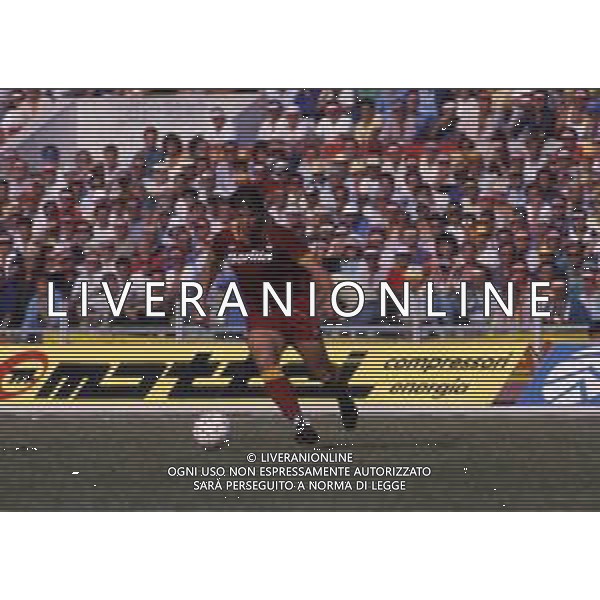 RETROSPETTIVA SEBASTIANO NELA CALCIATORE NELLA FOTO SEBASTIANO NELA CON LA MAGLIA DELLA ROMA CALCIO AG ALDO LIVERANI SAS
