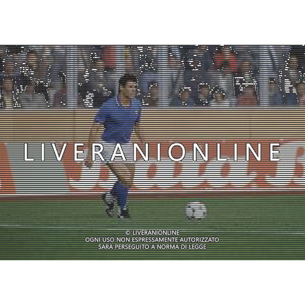 RETROSPETTIVA SEBASTIANO NELA CALCIATORE NELLA FOTO SEBASTIANO NELA CON LA MAGLIA DELLA NAZIONALE ITALIANA AG ALDO LIVERANI SAS