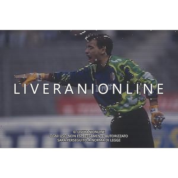 RETROSPETTIVA LUCA MARCHEGIANI CALCIATORE NELLA FOTO LUCA MARCHEGIANI CON LA MAGLIA DEL TORINO CALCIO NELL\'ANNO 1992-1993 AG ALDO LIVERANI SAS