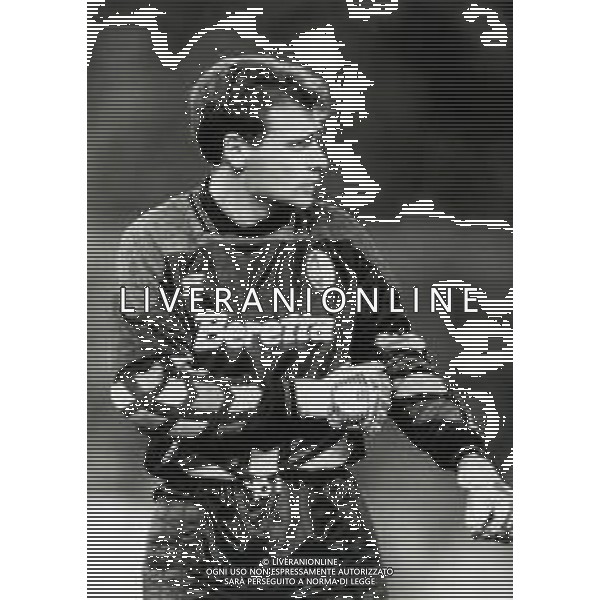 RETROSPETTIVA LUCA MARCHEGIANI CALCIATORE NELLA FOTO LUCA MARCHEGIANI CON LA MAGLIA DEL TORINO CALCIO NELL\'ANNO 1992-1993 AG ALDO LIVERANI SAS