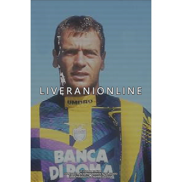 RETROSPETTIVA LUCA MARCHEGIANI CALCIATORE NELLA FOTO LUCA MARCHEGIANI CON LA MAGLIA DELLA LAZIO CALCIO AG ALDO LIVERANI SAS