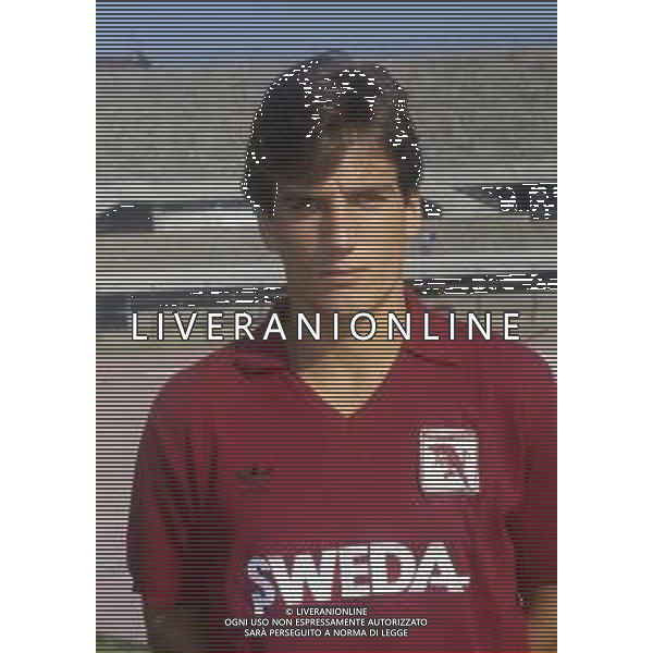 RETROSPETTIVA PIETRO MARIANI CALCIATORE NELLA FOTO PIETRO MARIANI CON LA MAGLIA DEL TORINO CALCIO AG ALDO LIVERANI SAS