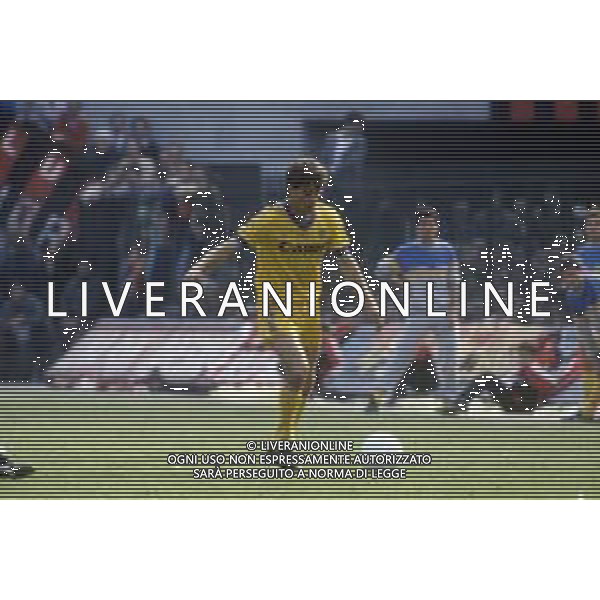 RETROSPETTIVA LUCIANO MARANGON CALCIATORE NELLAFOTO LUCIANO MARANGON CON LA MAGLIA DEL VERONA CALCIO NELL\'ANNO 1984 AG ALDO LIVERANI SAS