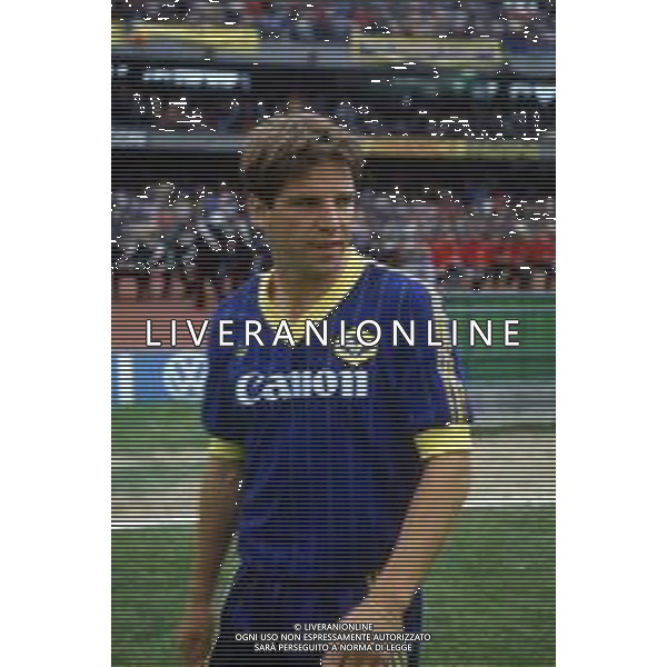 RETROSPETTIVA LUCIANO MARANGON CALCIATORE NELLAFOTO LUCIANO MARANGON CON LA MAGLIA DEL VERONA CALCIO AG ALDO LIVERANI SAS