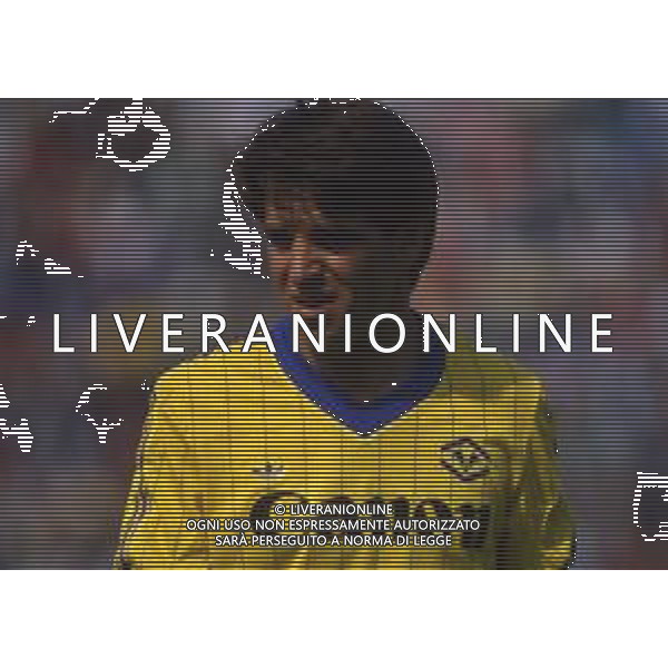 RETROSPETTIVA LUCIANO MARANGON CALCIATORE NELLAFOTO LUCIANO MARANGON CON LA MAGLIA DEL VERONA CALCIO AG ALDO LIVERANI SAS