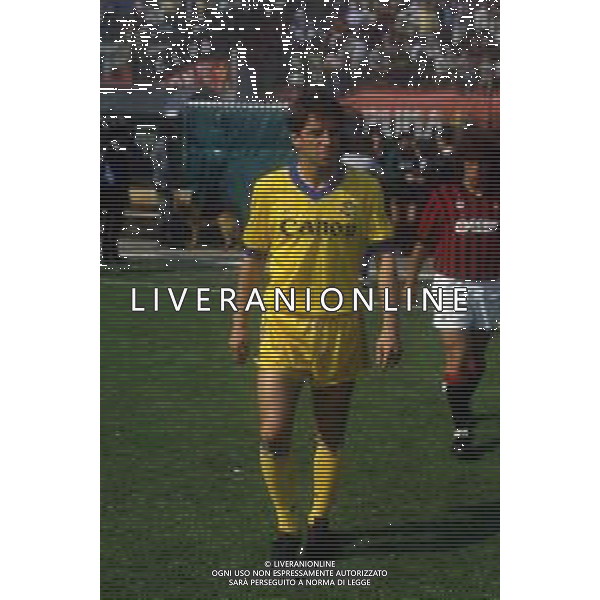 RETROSPETTIVA LUCIANO MARANGON CALCIATORE NELLAFOTO LUCIANO MARANGON CON LA MAGLIA DEL VERONA CALCIO AG ALDO LIVERANI SAS