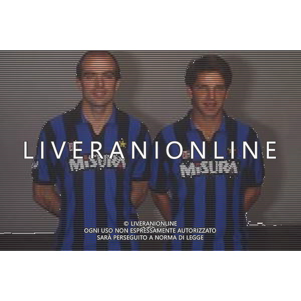 RETROSPETTIVA LUCIANO MARANGON CALCIATORE NELLAFOTO LUCIANO MARANGON CON LA MAGLIA DELL\'INTER 1985-1986 CON PIETRO FANNA AG ALDO LIVERANI SAS