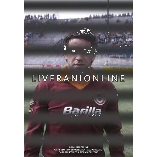 RETROSPETTIVA LUCIANO MARANGON CALCIATORE NELLAFOTO LUCIANO MARANGON CON LA MAGLIA DELLA ROMA CALCIO NELL\' ANNO 1982 AG ALDO LIVERANI SAS